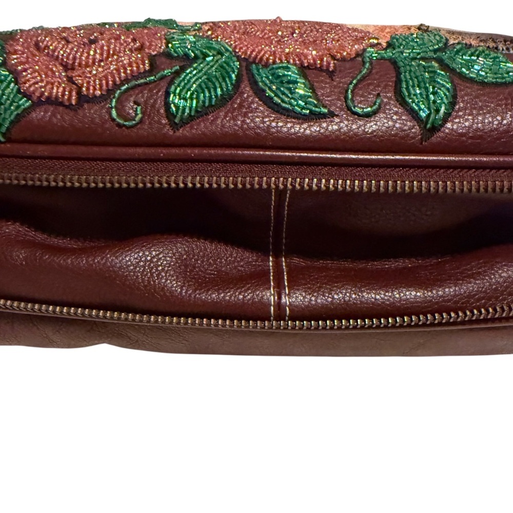 Isabella Fiore Yorkie Bag - Picture 12 of 16